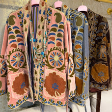 Cargar imagen en el visor de la galería, CHAQUETA KIMONO INDI