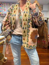 Cargar imagen en el visor de la galería, CHAQUETA KIMONO INDI