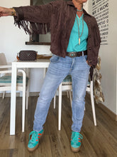 Cargar imagen en el visor de la galería, CHAQUETA SIUX CHOCO