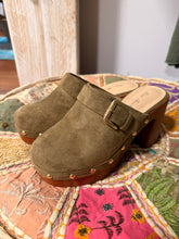 Cargar imagen en el visor de la galería, ZUECO STYLE