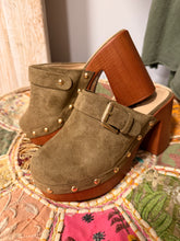 Cargar imagen en el visor de la galería, ZUECO STYLE