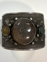 Cargar imagen en el visor de la galería, BRAZALETE ETNIC
