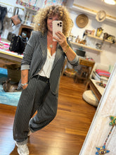 Cargar imagen en el visor de la galería, BLAZER GRIS DIPLO

