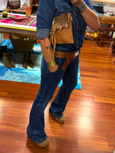 Cargar imagen en el visor de la galería, CLUTCH NEPAL
