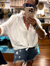 Cargar imagen en el visor de la galería, CAMISA FLECOS
