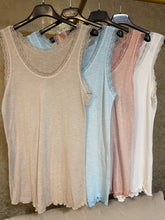 Cargar imagen en el visor de la galería, CAMISETA TIRAN/PUNT
