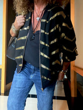 Cargar imagen en el visor de la galería, BOMBER BLACKDORE
