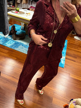 Cargar imagen en el visor de la galería, BLAZER BRILLÓ GRANATE CLAS
