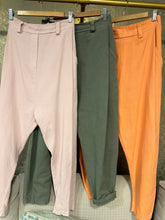 Cargar imagen en el visor de la galería, PANTALÓN BAGGY VEST
