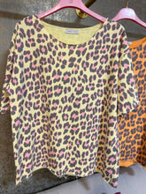 Cargar imagen en el visor de la galería, SUDADERA M/C PRINT
