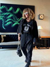 Cargar imagen en el visor de la galería, CHAQUETA ANTELINA CHIC
