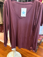 Cargar imagen en el visor de la galería, CAMISETA BASIC-1

