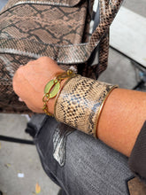 Cargar imagen en el visor de la galería, PULSERA SERPDORE
