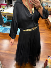 Cargar imagen en el visor de la galería, CAMISA VISCOSA CLASIC
