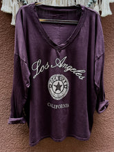 Cargar imagen en el visor de la galería, CAMISETA L.A
