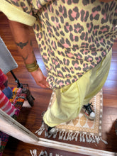 Cargar imagen en el visor de la galería, SUDADERA M/C PRINT
