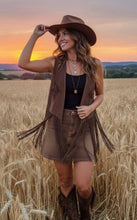 Cargar imagen en el visor de la galería, CHALECO INDIE CHIC
