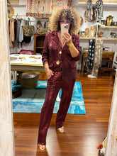 Cargar imagen en el visor de la galería, BLAZER BRILLÓ GRANATE CLAS
