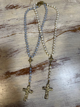 Cargar imagen en el visor de la galería, COLLAR ROSARIO CRUZ
