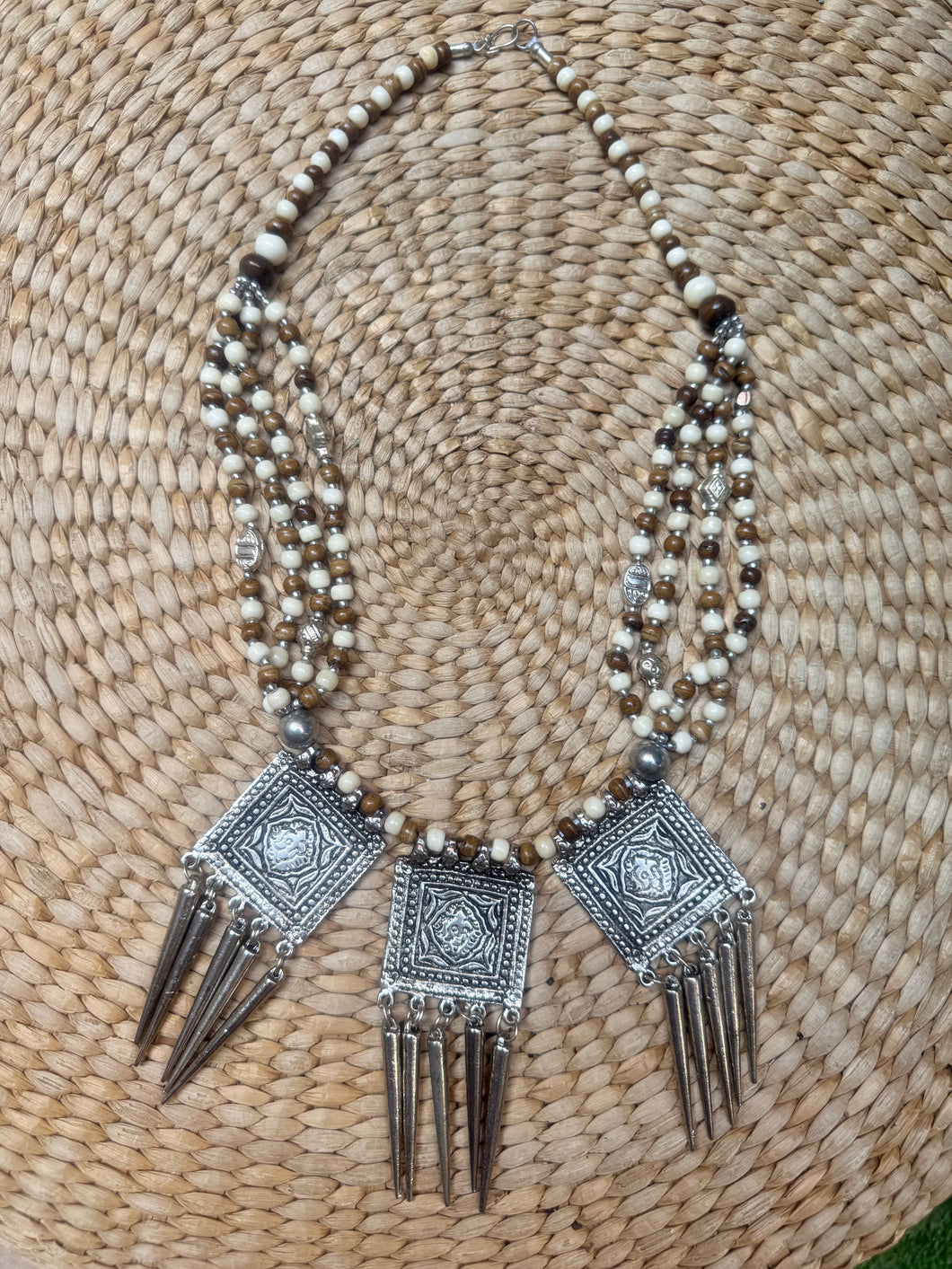 COLLAR TRIETNIC