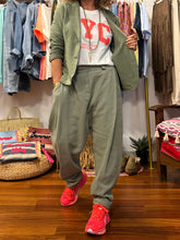 Cargar imagen en el visor de la galería, PANTALÓN BAGGY VEST
