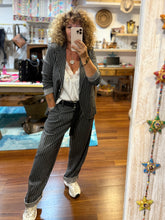 Cargar imagen en el visor de la galería, BLAZER GRIS DIPLO
