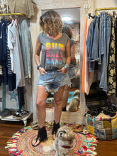 Cargar imagen en el visor de la galería, SHORT JEAN DESTROY

