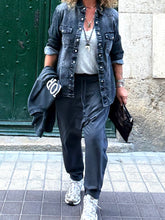 Cargar imagen en el visor de la galería, CAMISA JEAN GRIS
