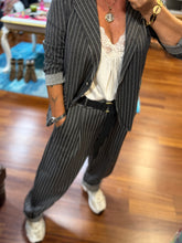 Cargar imagen en el visor de la galería, BLAZER GRIS DIPLO
