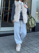 Cargar imagen en el visor de la galería, CHALECO PELO GOOD
