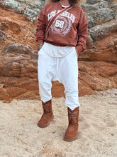 Cargar imagen en el visor de la galería, BOTA PELITO COWBOY
