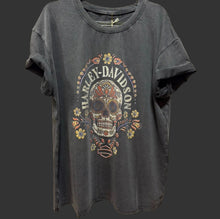 Cargar imagen en el visor de la galería, CAMISETA CALAVERA

