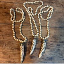 Cargar imagen en el visor de la galería, COLLAR CUEMAD
