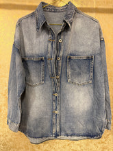 Cargar imagen en el visor de la galería, CAMISA/CHAQUETA JEAN
