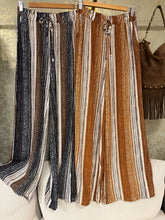 Cargar imagen en el visor de la galería, PANTALÓN ETNICHIC
