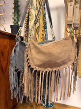 Cargar imagen en el visor de la galería, BAG MEDIA LUNA FLECOS

