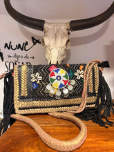 Cargar imagen en el visor de la galería, BOLSO ETNICO INDI
