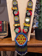 Cargar imagen en el visor de la galería, COLLAR MAX TRIBAL
